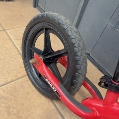 ストライダー　スポーツ　赤色　REDの画像