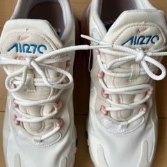 Nike Air Max 270 ホワイト/ピンクの画像