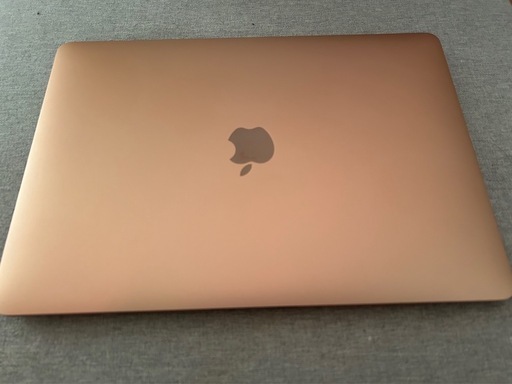 ノートパソコン MacBook Air 2020