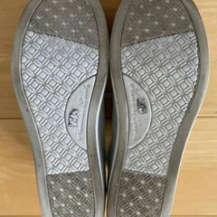 【お譲り先が決まりました】　Hawkins スニーカー（23cm）の画像