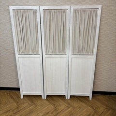 木製　パーテーションの画像
