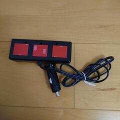 シガーソケット　4つ分岐　中古　両面テープ未使用の画像
