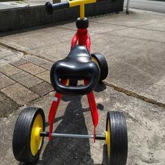 子供乗り物の画像