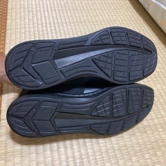 ほぼ新品🔴PUMAスニーカー28センチの画像