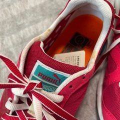 PUMA スニーカー　24.5 タグ付き新品の画像