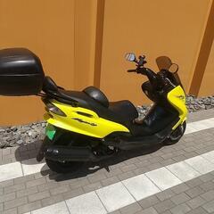 ✨実動  値引き交渉可能✨                  マジェスティ125 FI  リアボックス付の画像