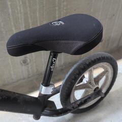 幼児用ペダル無し自転車の画像
