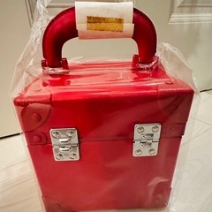 未使用【シュウウエムラ】メイクボックス　レア　ミニサイズ　赤　ハードケースの画像