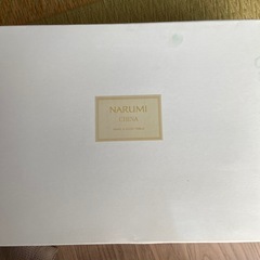 ［お取引き中]ティーカップセット　NARUMIの画像