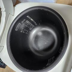 炊飯器の画像