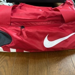 ①NIKEボストンバックの画像