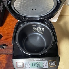 象印 ZOJIRUSHI 3合炊き 炊飯ジャー 2021年製 NL-BD05 極め炊きの画像