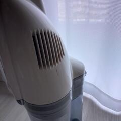 【引取の方は500円】無印良品　サイクロン式掃除機・タテ型の画像