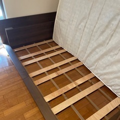 セミダブルベッド　マットレス付き　値引中の画像