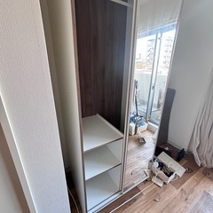 IKEA  ワードローブ
の画像