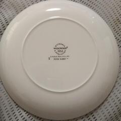 Wedgwoodのピータラビットの飾り皿の画像