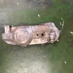 SUZUKI address v100クランクカバーの画像