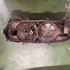 SUZUKI address v100クランクカバーの画像