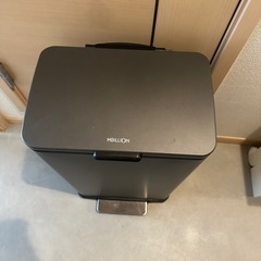 ゴミ箱 40ℓ ペダル式
の画像