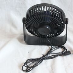 卓上　USB電源　扇風機　動作確認済みの画像