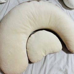エールべべ授乳クッションの画像
