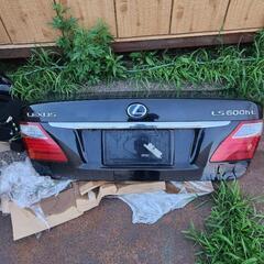 LS中期ボンネットトランクフェンダーの画像