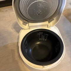 炊飯器の画像