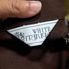WHITEITARIUARDシャツの画像