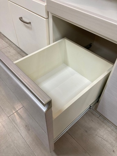 取りに来れる方限定！松田家具のキッチンカウンターです！