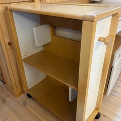 お値下げ？！子供用学習机の画像