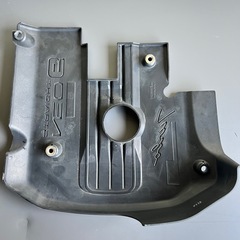 日産 スカイライン RB34 エンジンカバー 純正 希少品の画像