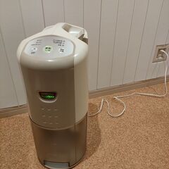 コロナ製の除湿機の画像