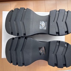 厚底ローファー　レディースの画像