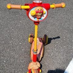 アンパンマン　三輪　キックボード