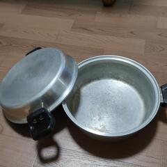 無水鍋の画像