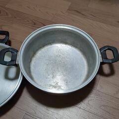 無水鍋の画像