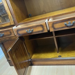 【karimoku】コロニアル　収納棚セットの画像