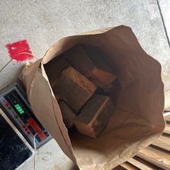 ケヤキの端材 キャンプ等にの画像