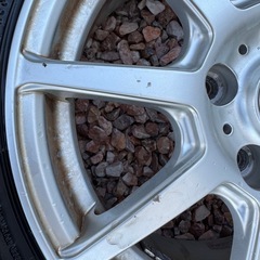 15インチ バリ溝タイヤ付き スタッドレス 195/65R15 4本セットの画像