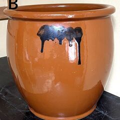 甕、花瓶　4種類をお譲りしますの画像
