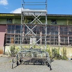 NIPOOON STEEL 日鉄建材 アップスター 36型 US36S 中古 3,6m 移動式 ローリングタワー 足場 高所作業 ５段階調節 手動バネ式 高所作業台の画像