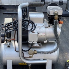 ★エアーコンプレッサー ナカトミの画像