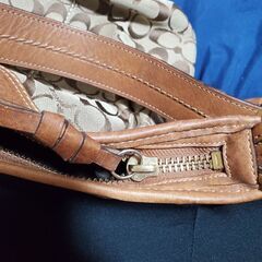 COACHのショルダーバッグの画像