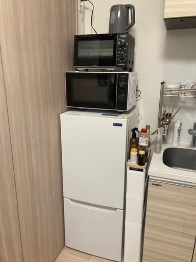 電子レンジ　トースター　冷蔵庫　洗濯機など