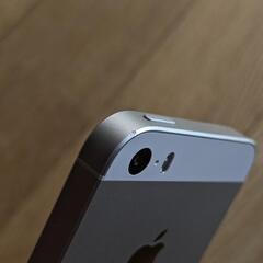 iphone SE(第一世代) 64GB シムフリー の画像