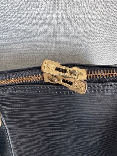 LOUIS VUITTON ルイヴィトン エピ キーポル50 ブラック