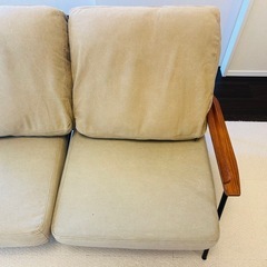 ニコアンド 2人掛けソファの画像
