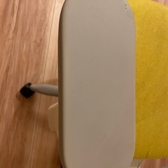 ハーマンミラー セイルチェア イエローの画像