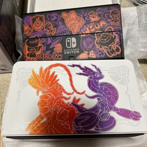 Nintendo Switch 有機ELモデル　スカーレッド・バイオレットエディション