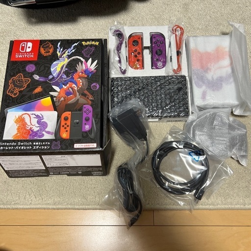 Nintendo Switch 有機ELモデル　スカーレッド・バイオレットエディション